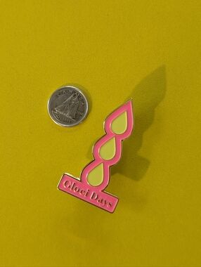 Gloei Days Drunk Elephant Colourful Enamel Pin ✨🐘